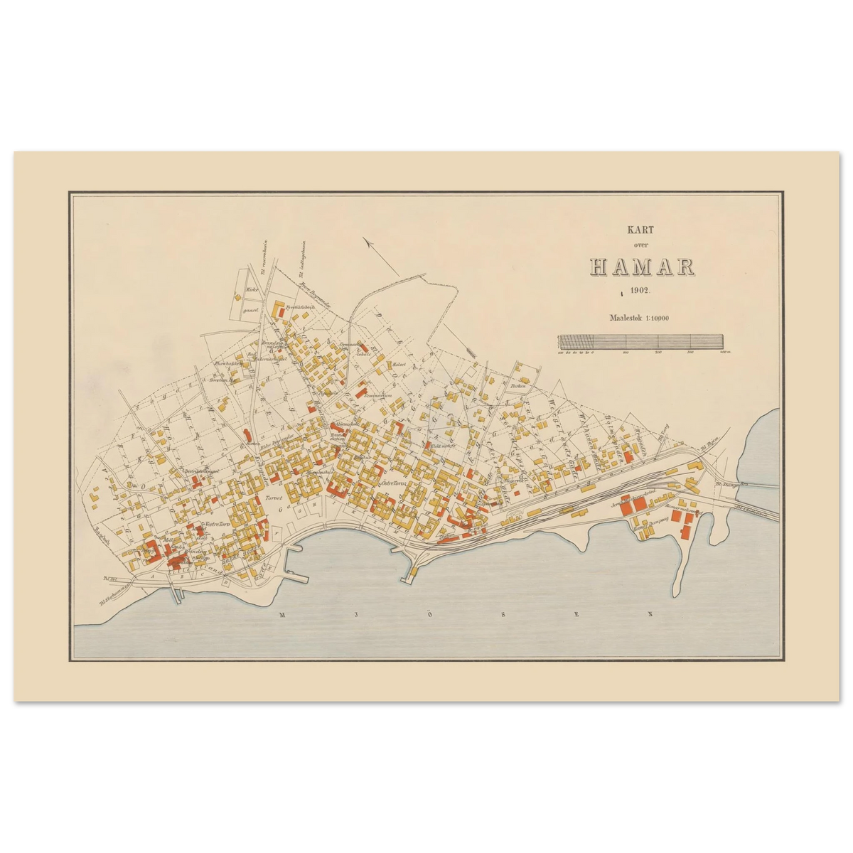 Landscape view of the 1902 Hamar map print, with the original title at upper right and coloured buildings beside the railway.